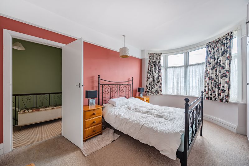 Bedroom- click for photo gallery